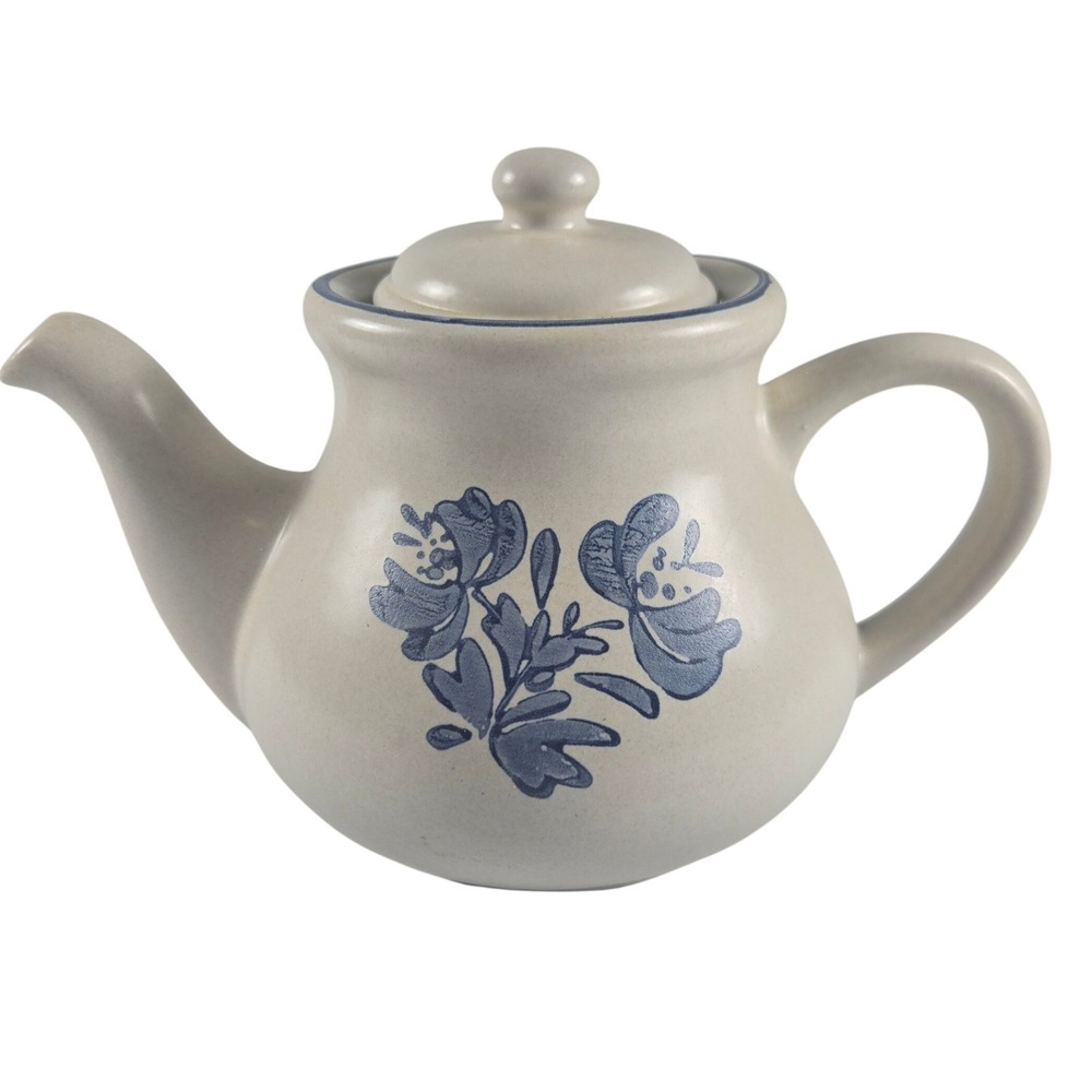 Vintage Pfaltzgraff Yorktowne 5 Cup Teapot Lid Blue Floral Stoneware Cottagecore